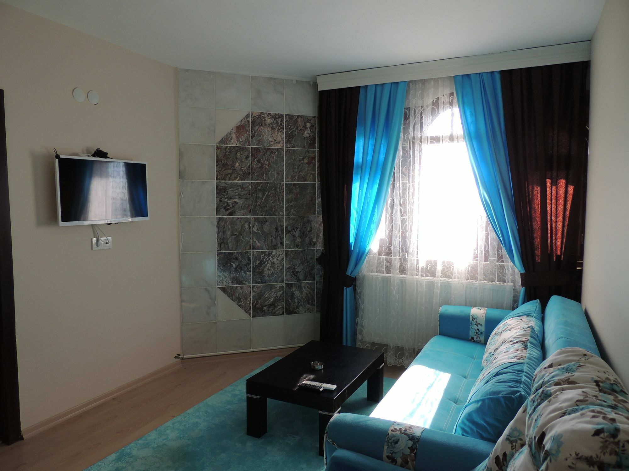 Haznedar Koeskue Lejlighedshotel Büyükçekmece Eksteriør billede